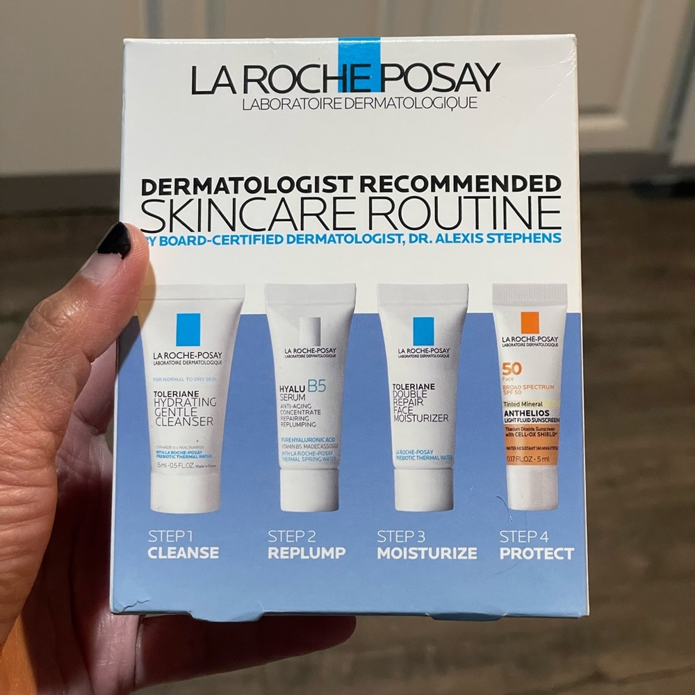 NIB LAROCHE POSAY SKINCARE